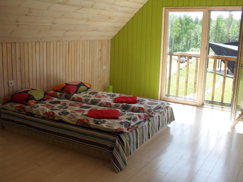 Koveri Holiday Center Rum bild