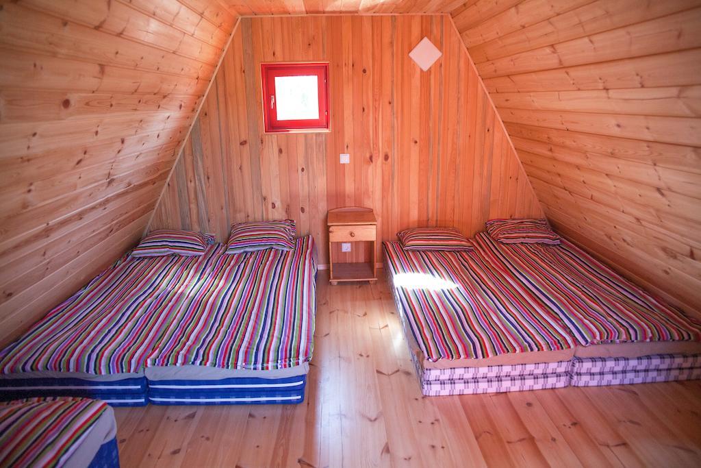 Koveri Holiday Center Rum bild