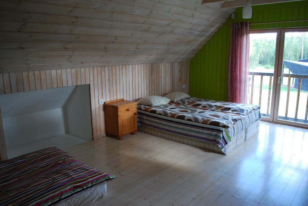 Koveri Holiday Center Rum bild